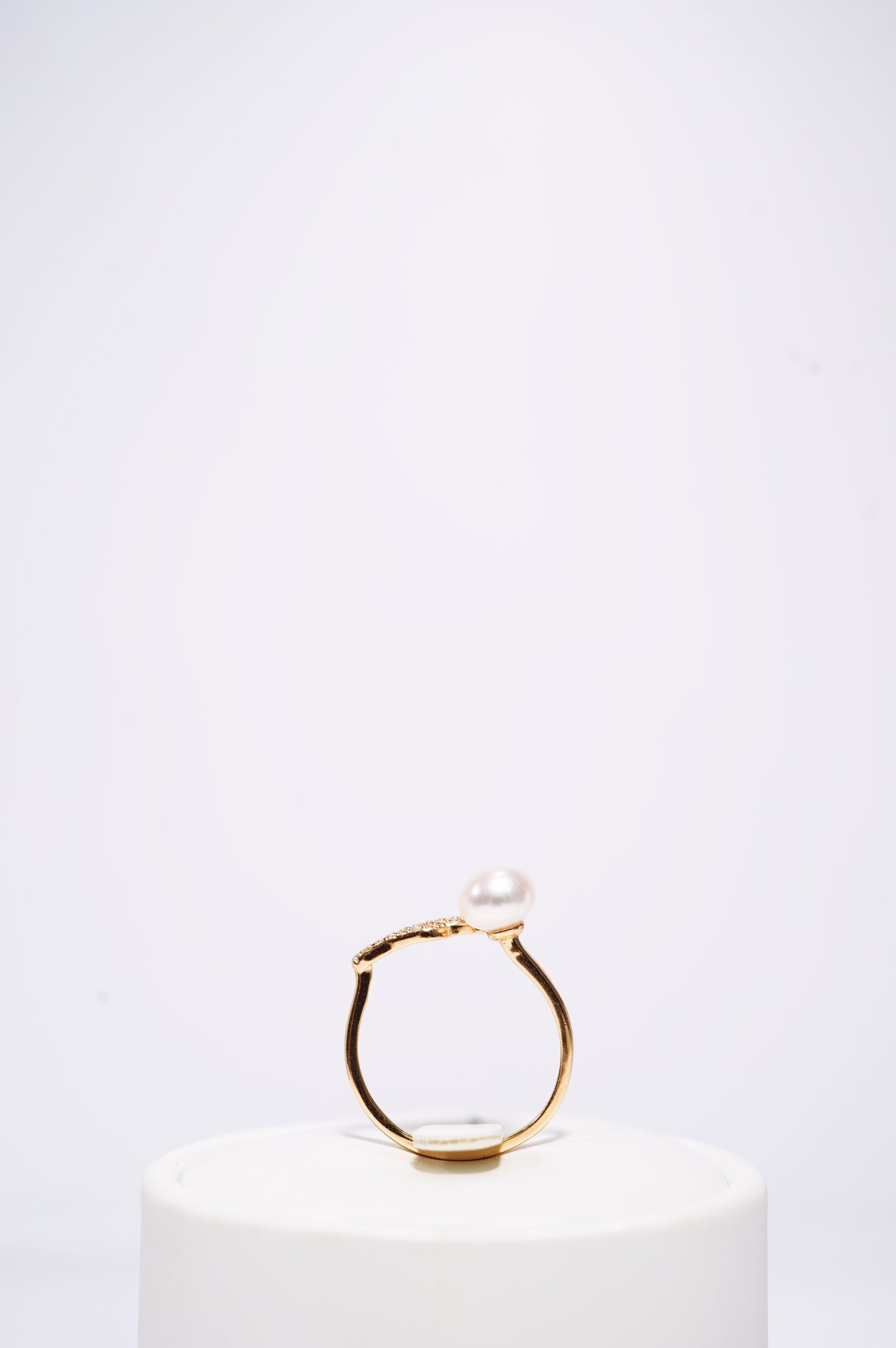 ‘Wings' Bun Freshwater Pearl Ring