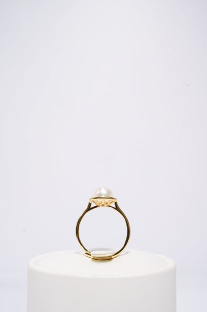 ‘Square' Bun Freshwater Pearl Ring