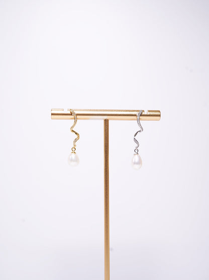 'S Diamond' Freshwater Pearl Earrings