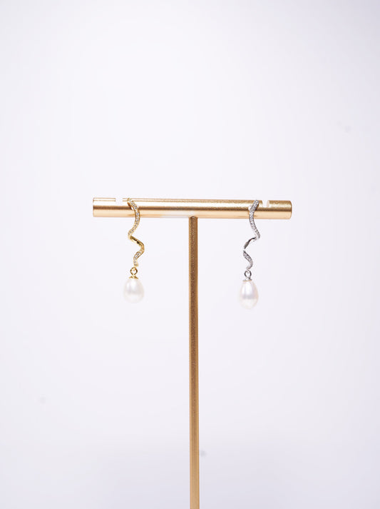 'S Diamond' Freshwater Pearl Earrings