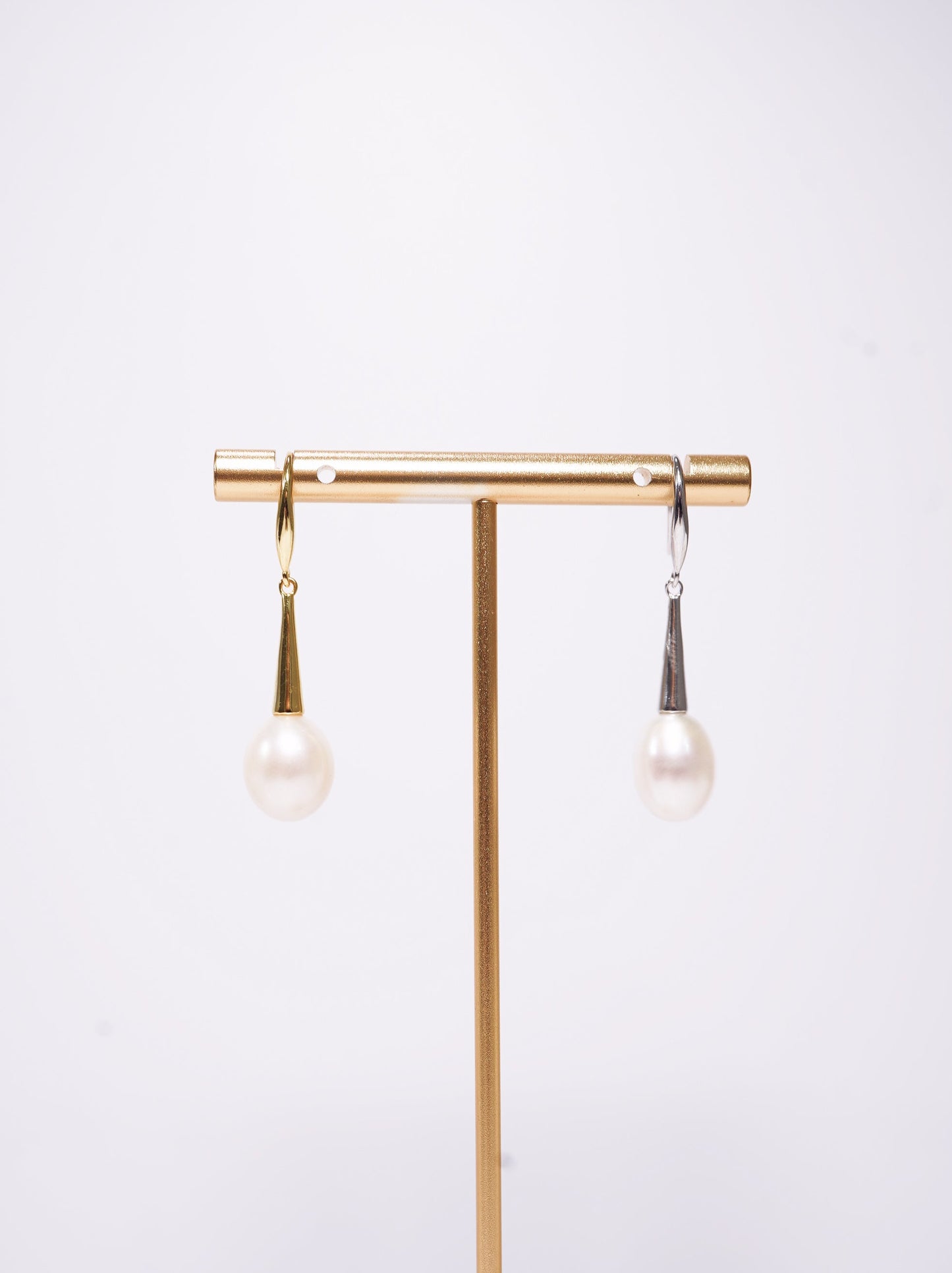 'Go Rice' Freshwater Pearl Earrings