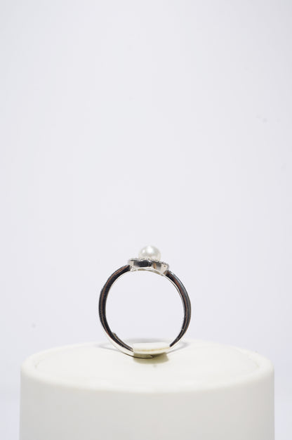 Heart with Freshwater Pearl Ring