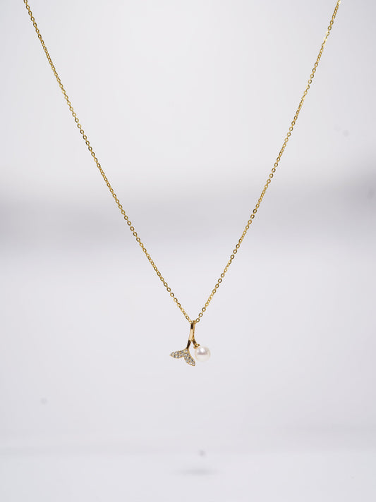 Small Mermaids Tail Freshwater Pearl Necklace