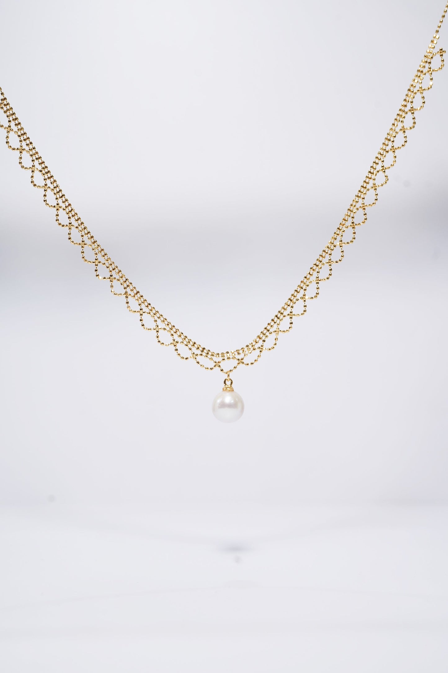 Elegant Lace Freshwater Pearl Necklace