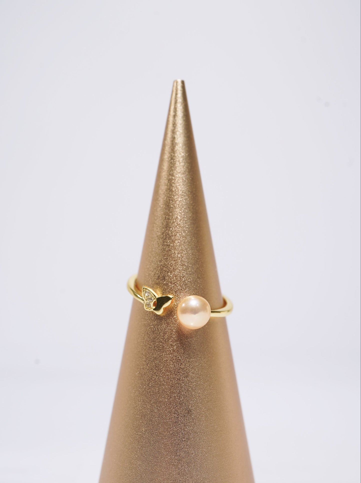 Shiny Butterfly Freshwater Pearl Ring