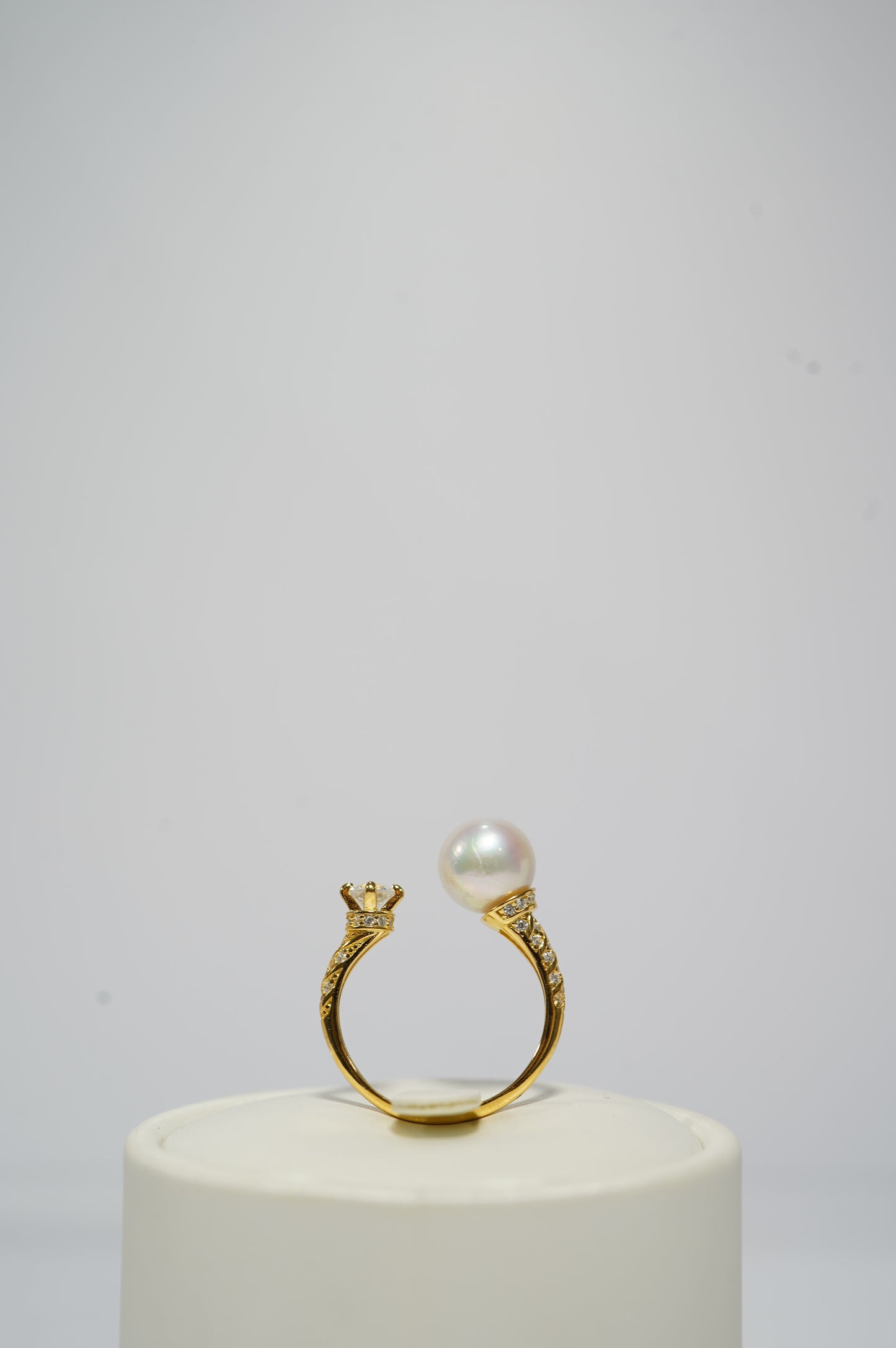 Torchlight Diamond Freshwater Pearl Ring