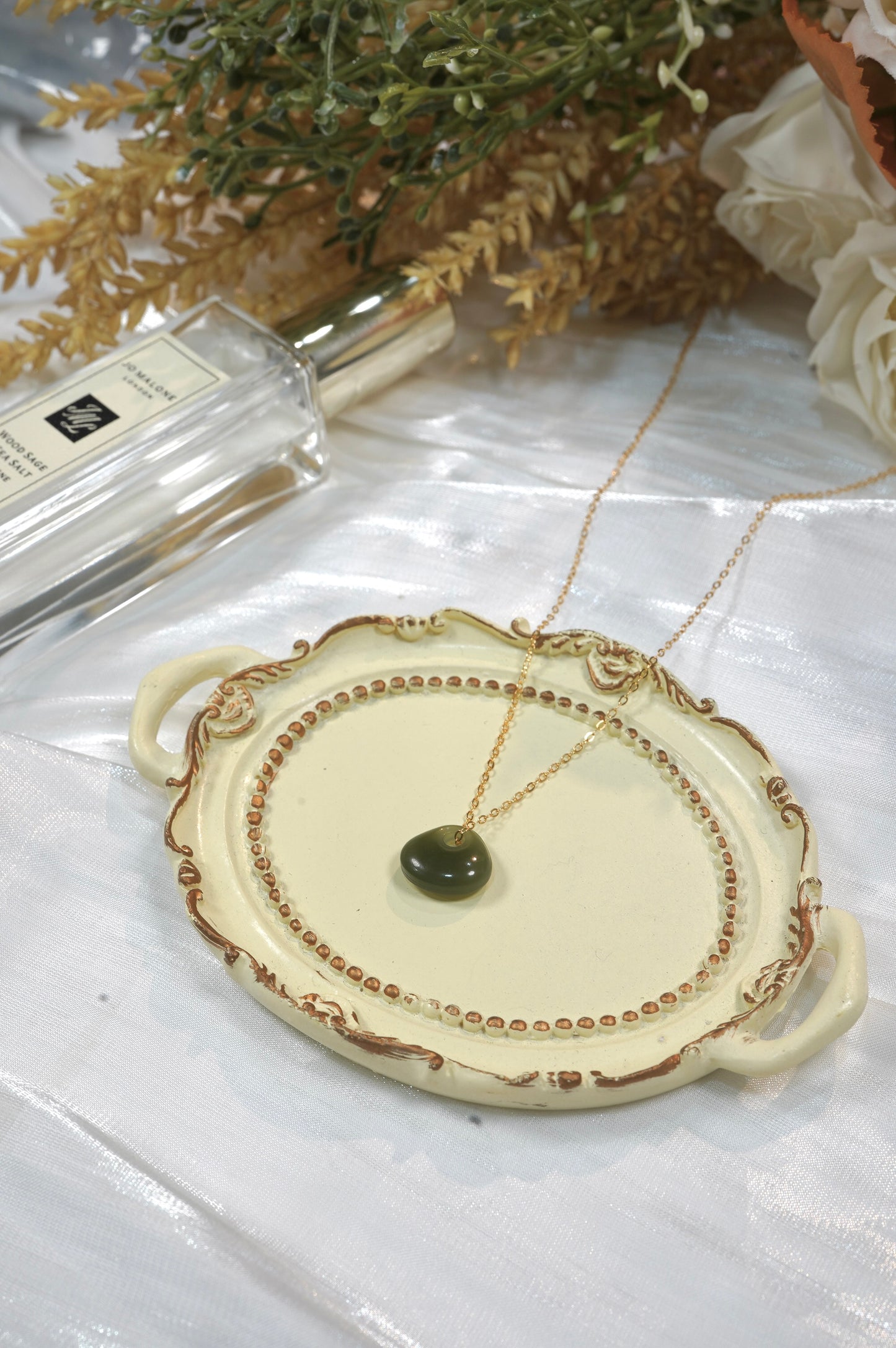 Tote Jade Necklace